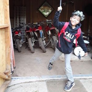 Meet your Posher, Gino